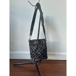 Y2K COACH Madison Op Art Black Grey Swingpack Crossbody 43430 No Hang Tag Read!